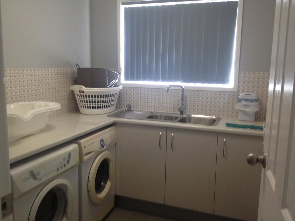 Green Meadow Apartment Nowra Bagian luar foto